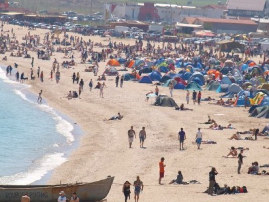 Prinşi la furat de prin corturi, la Vama Veche